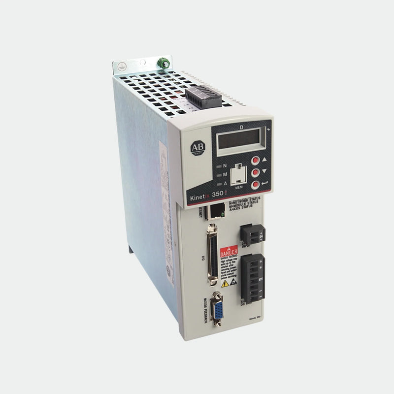 Componentes Allen-Bradley para automação industrial, incluindo PLCs, inversores e módulos para aplicações industriais