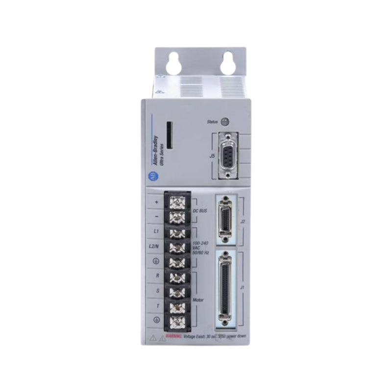 Drive Allen-Bradley 1398-DDM-005, usado em controle de velocidade para automação industrial.