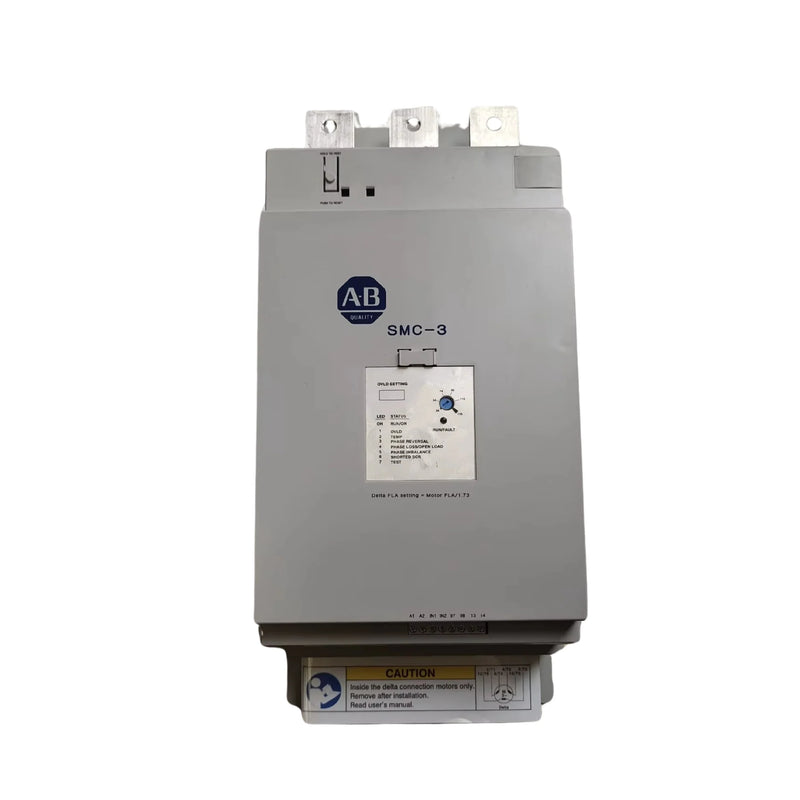 Controlador de Motor Allen Bradley 150-C108NBD, 108A, entrada trifásica 480V, controle 100-240V.