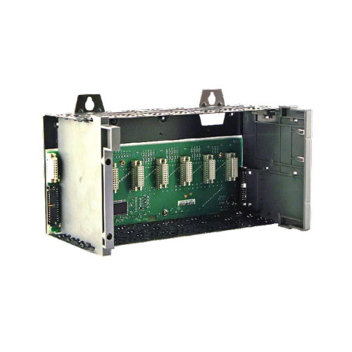 Chassi modular Allen-Bradley 1746-A7 com 7 slots para sistemas CLP. Suporta processadores e módulos de comunicação.