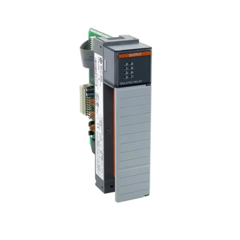 Módulo de relé isolado Allen-Bradley 1746-OX8 com 8 saídas, ideal para controladores SLC 500 e aplicações versáteis.