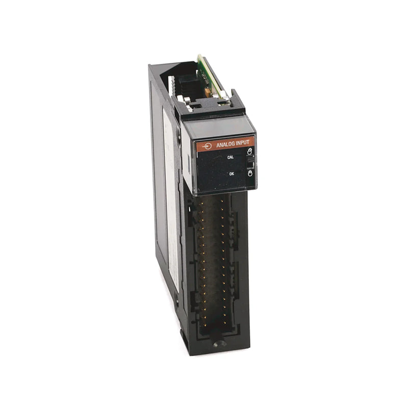 Módulo de entrada analógica Allen-Bradley 1756-IF8 para sistemas PLC ControlLogix, 8 canais, uso industrial de alto desempenho.