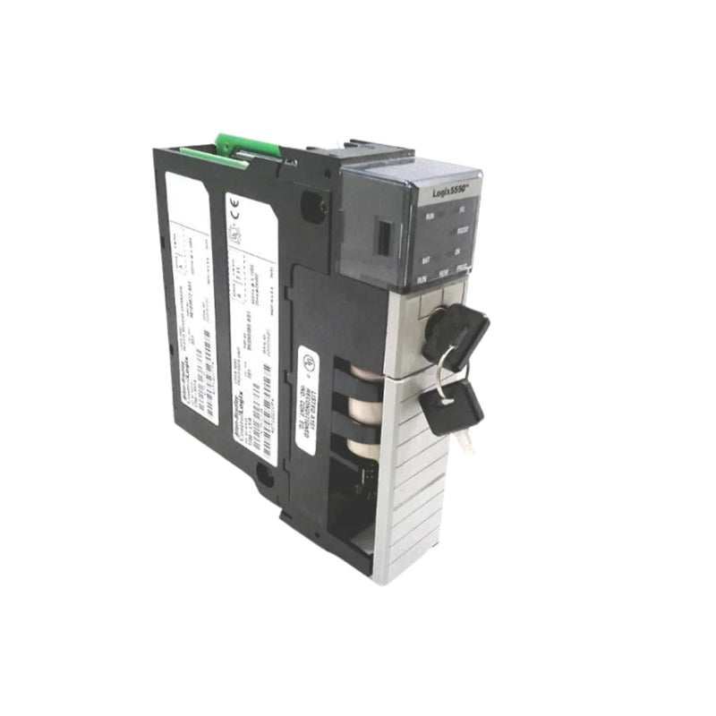 Controlador Allen-Bradley 1756-L1M2 para automação industrial com alto desempenho e controle de processos complexos.