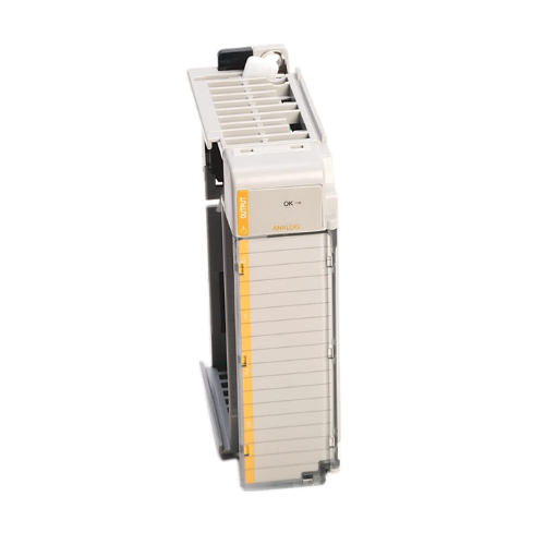 Módulo de saída analógica Allen-Bradley 1769-OF8C com 8 saídas de corrente, 0–20 mA / 4–20 mA, compatível com CompactLogix.