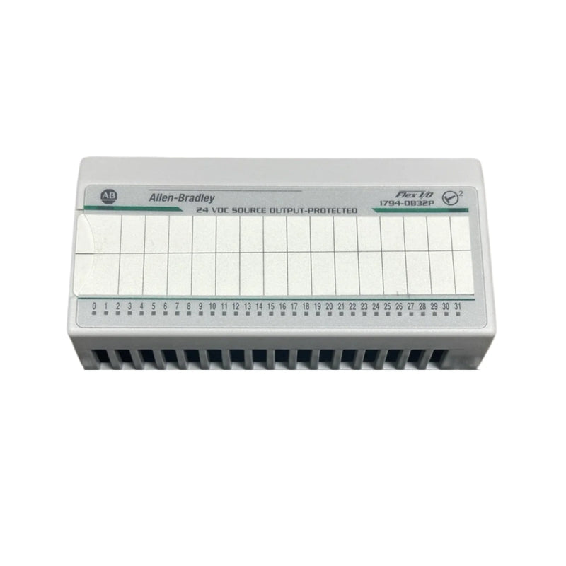 Módulo de saída Allen-Bradley 1794-OB32P com 32 saídas 24V DC, 2 grupos de 16, para controle distribuído.