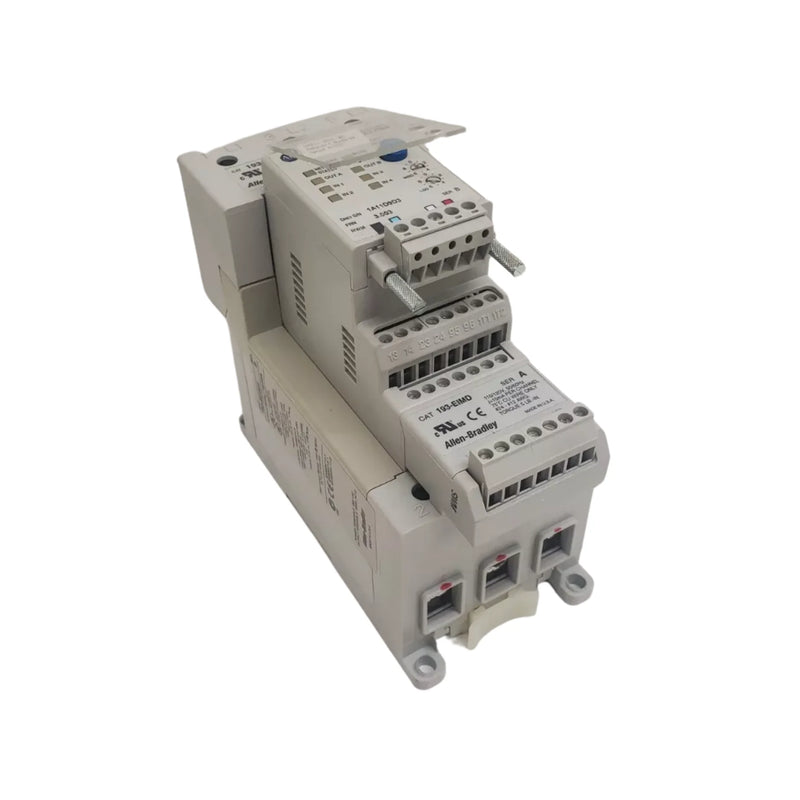 Relé eletrônico de sobrecarga Allen-Bradley E3 Plus, proteção avançada para motores em aplicações industriais.
