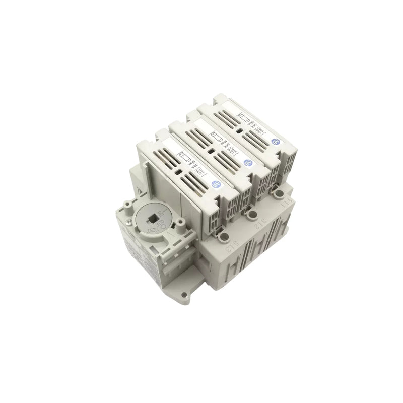 Interruptor rotativo Allen-Bradley 194R-J30-1753S de 30A com fusível e estilo aberto, ideal para isolamento industrial.