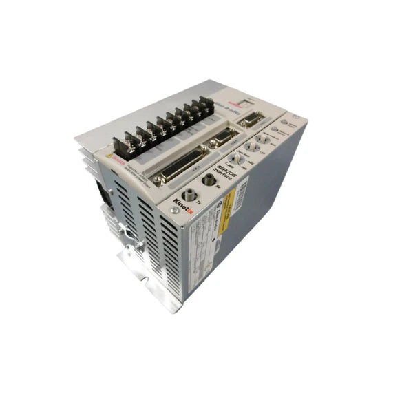 Servo drive digital Allen-Bradley 2098-DSD-020-SE para controle de movimento de precisão e alta velocidade.