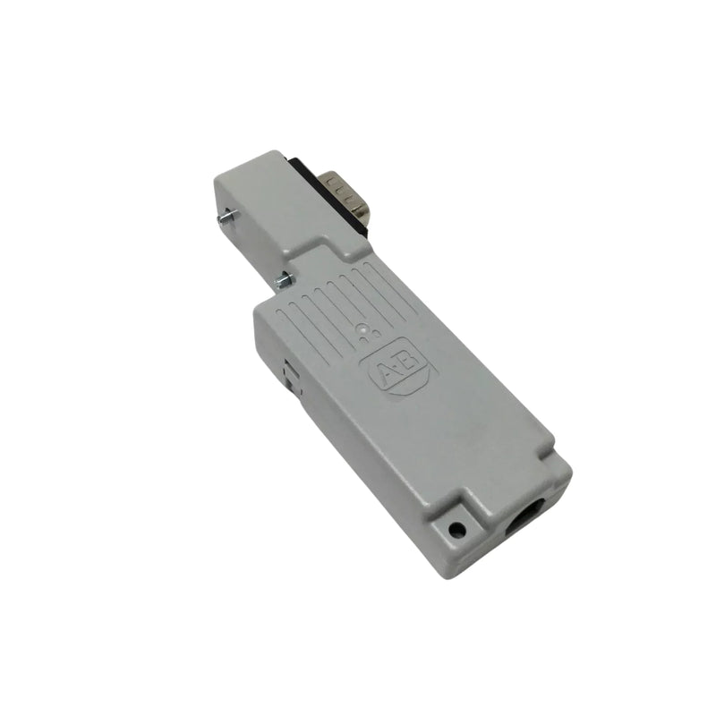 Kit Conector Universal Allen-Bradley 2198-K57CK-D15M para feedback seguro e preciso de motores em automação.