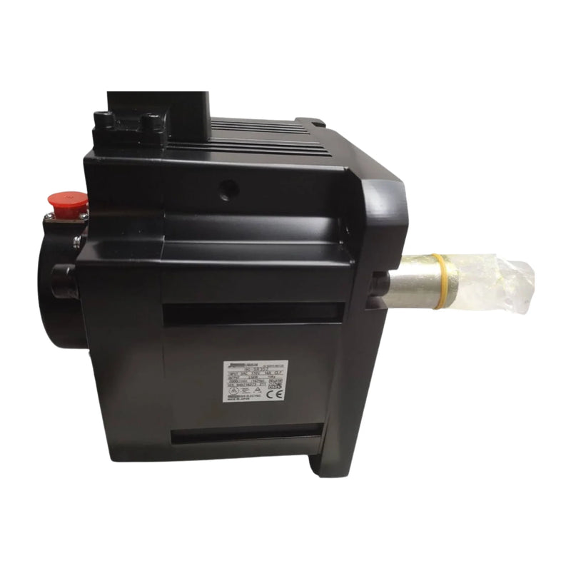 Inversor Mitsubishi FR-CS82S-025-60, 2.5 kW, trifásico 200V, drive compacto FR-CS80 com filtro EMC
