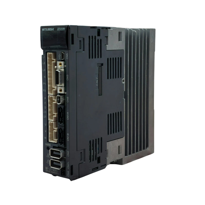 Servo drive Mitsubishi MR‑J3‑40BS 400 W, 3-fases 200 V, SSCNET III, controle de movimento Série J3