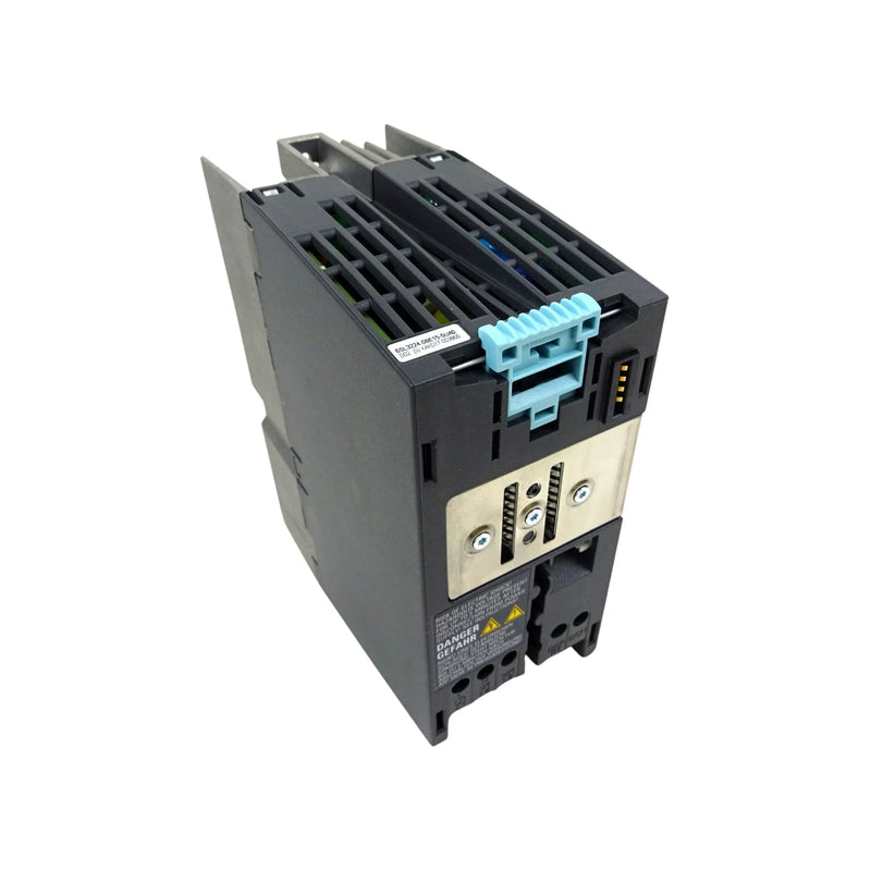 Siemens 6SL3224-0BE15-5UA0 Servo Drive, controlador confiável para automação industrial.